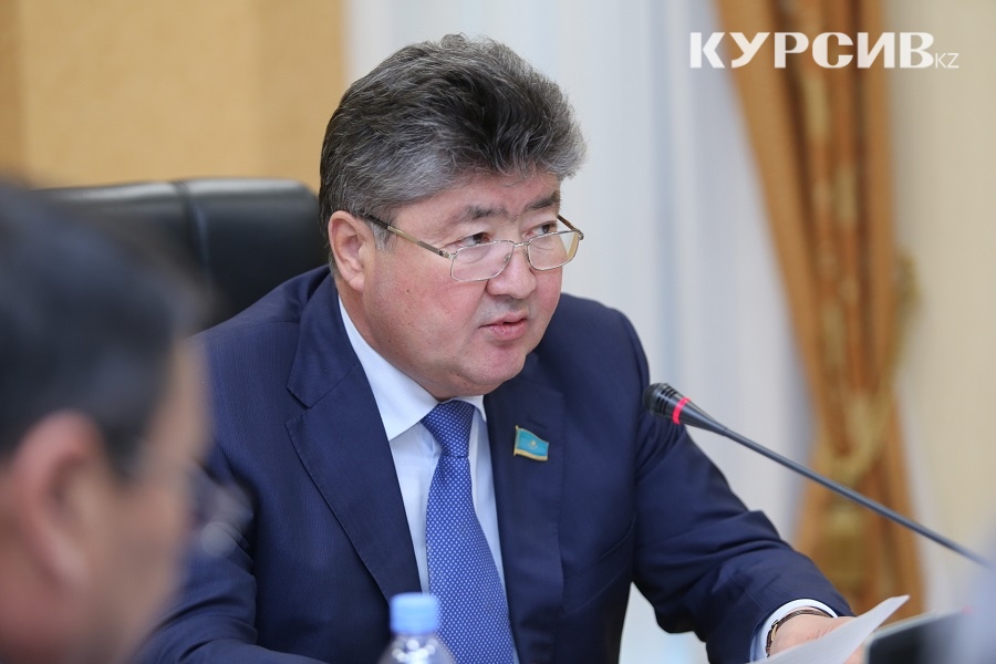 Сенатор указал на недостоверность сведений, содержащихся в Земельном кадастре