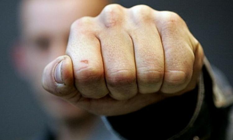 В Таразе избили депутата спустя две недели после разоблачения полицейских