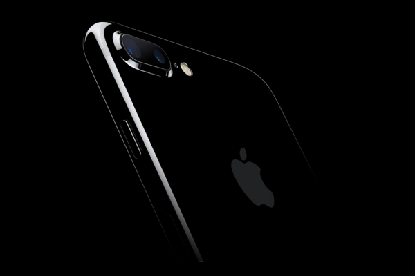 Apple может начать производство iPhone в Индии