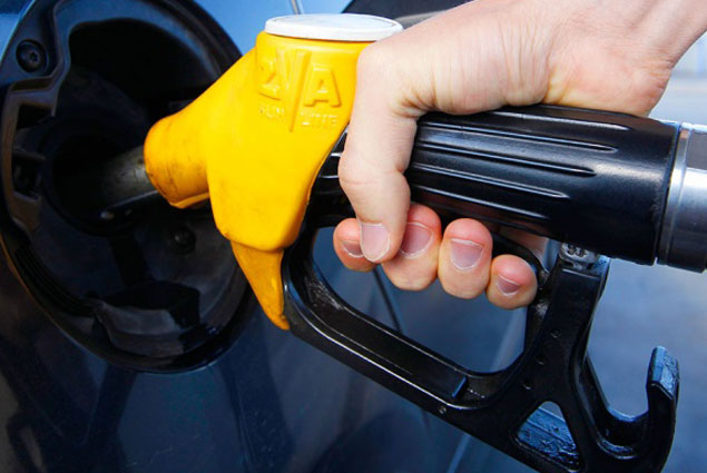 Канат Бозумбаев: дефицита бензина нет и не будет