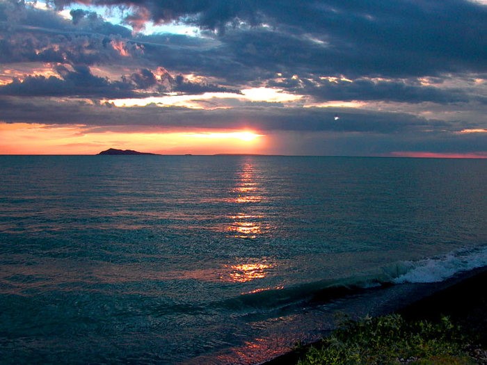 Курорт Алаколь закрыт для отдыхающих