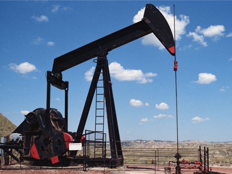 Рассматривается переход к налогу на финансовый результат для недропользователей