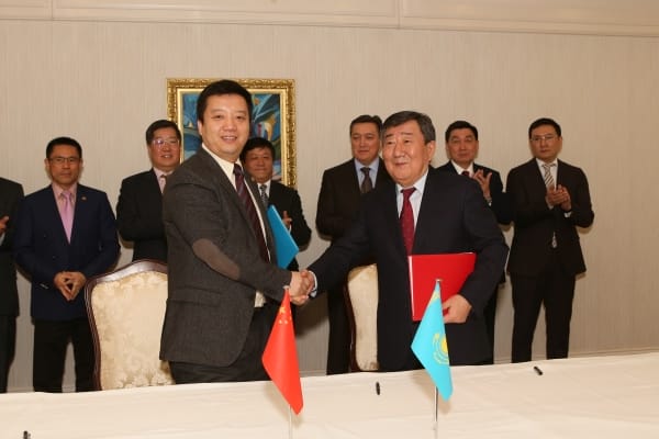 Китайская компания планирует выкупить контрольный пакет акций AllurGroup