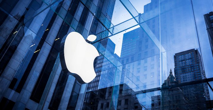 Apple вложит $1 млрд в создание рабочих мест в США