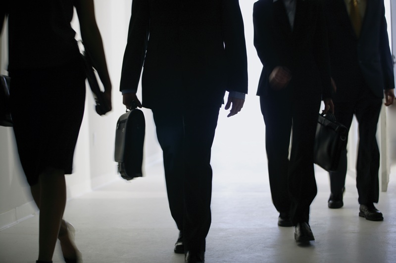 Промышленные предприятия продолжают сокращать кадры