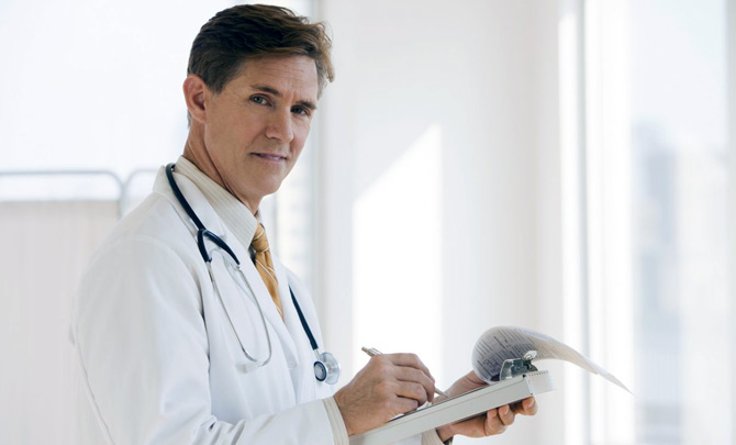 Прием врача за год подорожал на 12%