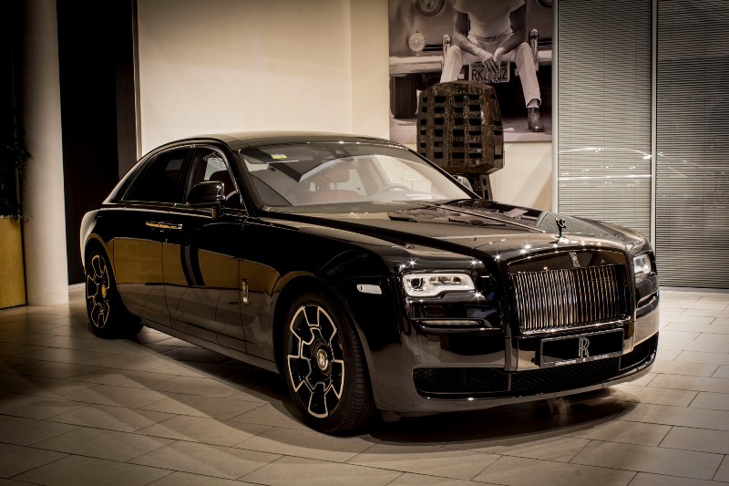 В Казахстан прибыл первый Rolls-Royce Ghost Black Badge