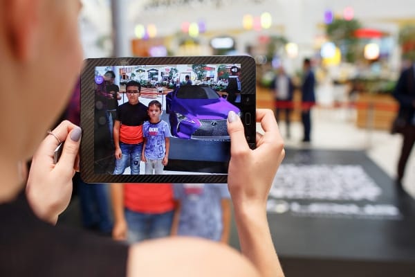 Казахстанцы испытали новый Lexus LC 500 в формате дополненной реальности