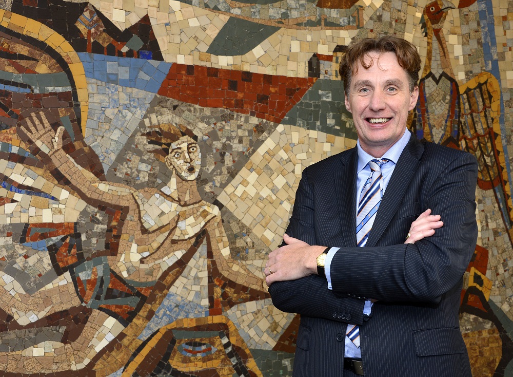 Меувес Брауэр: «Казахстан должен инвестировать в переработку и логистику»