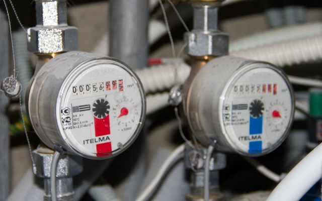 Почему население Казахстана вынуждено платить международным банкам?