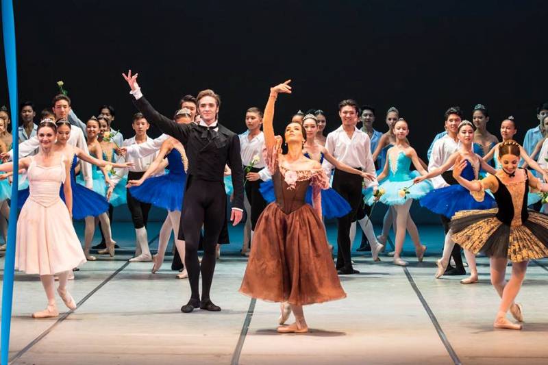 Иконы мирового балета выступили в Алматы