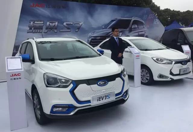 В Казахстане начнут серийное производство электромобилей