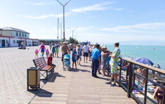 Аким ВКО потребовал прекратить продажу земель близ Алаколя