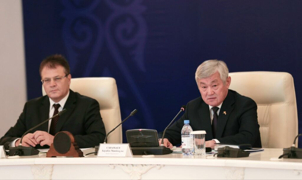 В Казахстане выработали меры по борьбе с теневым оборотом нефти и газа