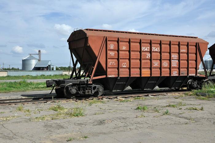 КТЖ: дефицит вагонов для погрузки зерна создается искусственно