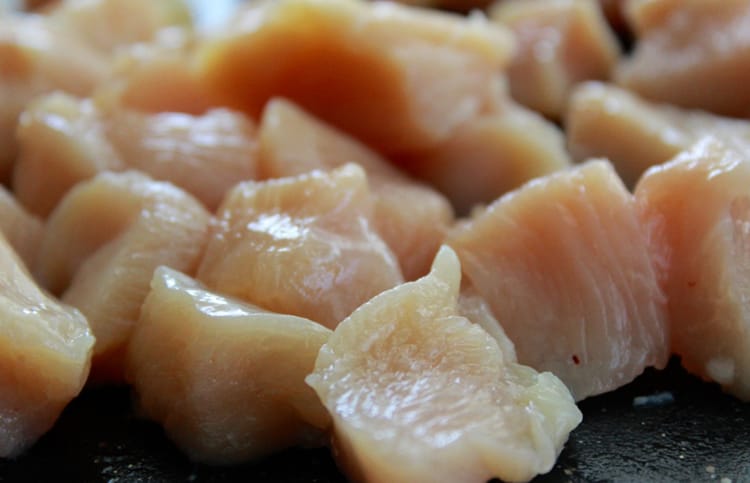 Союз птицеводов Казахстана обеспокоен наличием на рынке зараженного мяса