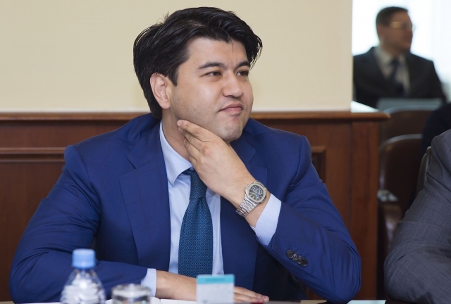 Подробности вымогательства Бишимбаевым взятки в размере $2 млн раскрыли в суде