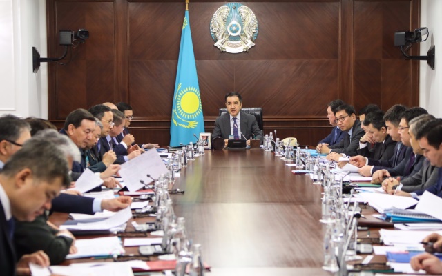 Правительство одобрило стратегический план развития Казахстана до 2025 года
