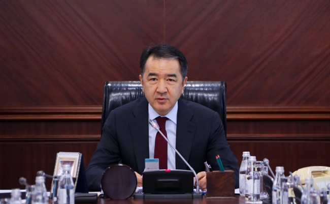 Сагинтаев: «Министерствам и профсоюзам нужно обратить внимание на ситуацию в АрселорМиталл»