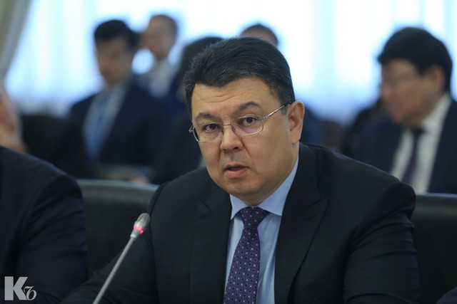 Канат Бозумбаев: Добыча нефти в Казахстане в текущем году составит 85,5 млн тонн