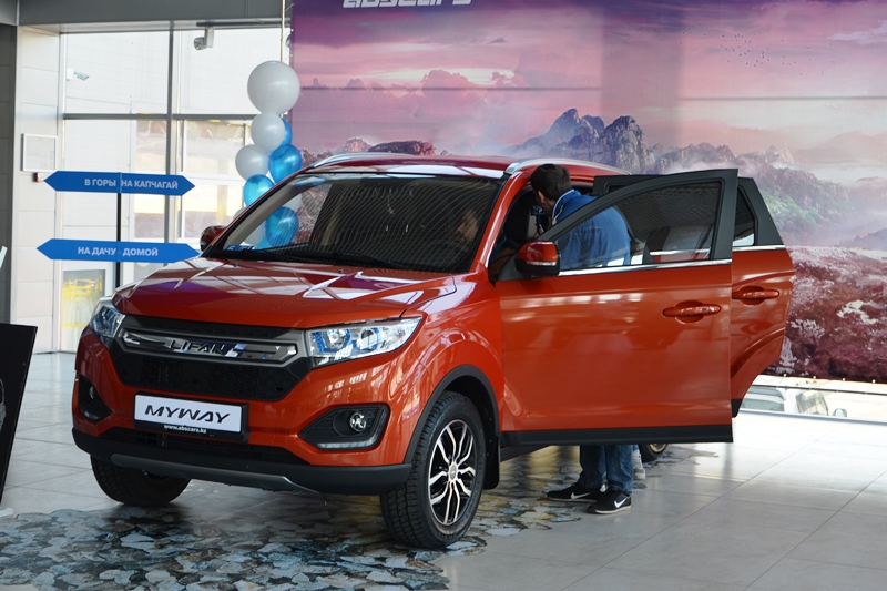 В Алматы представили семиместный кроссовер Lifan MYWAY