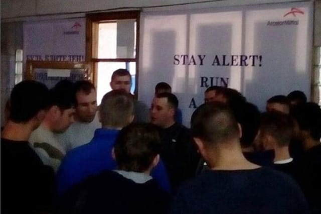 200 работников четырех шахт в Карагандинской области устроили забастовку