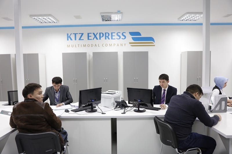 В ТЛЦ Астаны организован сервис по принципу «единого окна»