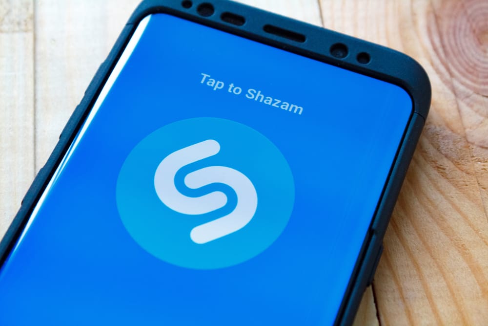 СМИ: Apple заплатила за сервис Shazam $400 млн
