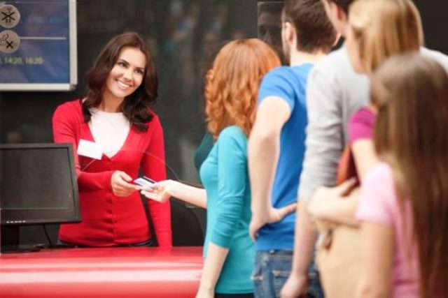 Самые кассовые фильмы уходящего года