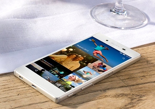 7 самых заметных гаджетов осени 2015 года