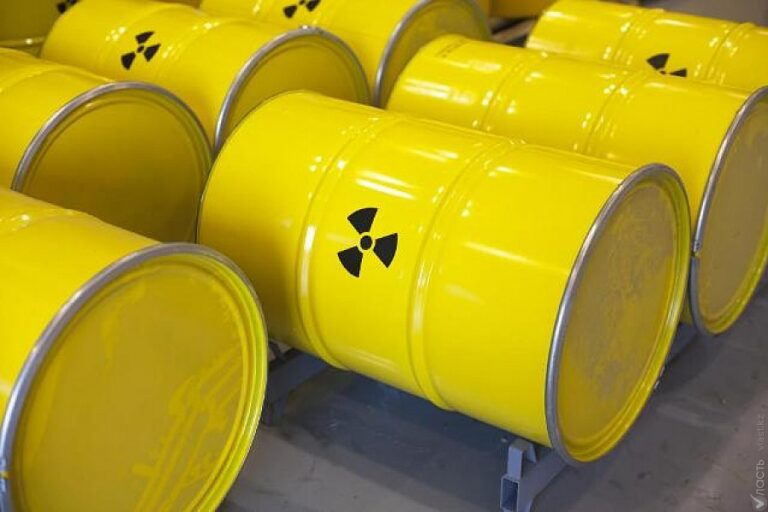 АҚШ Ресейдің байытылған уранына  эмбарго салу бойынша жұмыстарды жаңартты - Bloomberg