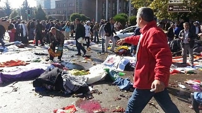 Теракт в Турции: количество жертв превышает 120 человек