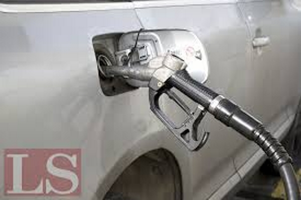 В РК снижается производство бензина и дизельного топлива