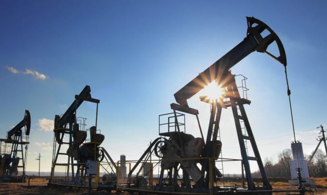 Нефтедобыча в США упадет более чем на 1 миллион баррелей в сутки