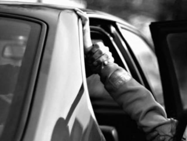 Студентку похитили возле учебного заведения в Алматы