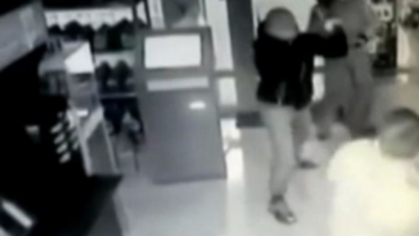 1 300 000 ₸ вынесли грабители с петропавловской АЗС