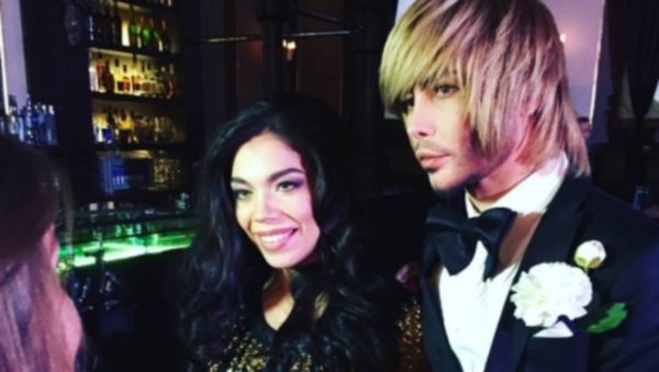 Диана Шарапова научила Сергея Зверева петь на казахском языке