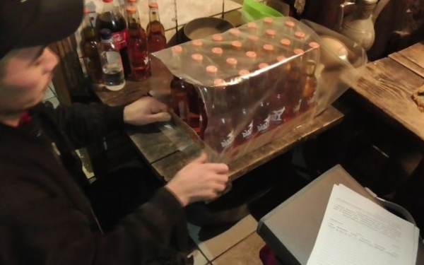 Контрафактные напитки Dizzy и Coca-cola распространяли в Алматы и Алматинской области