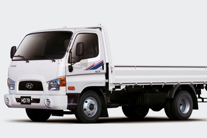 Казахстанские грузовики отправились в Россию