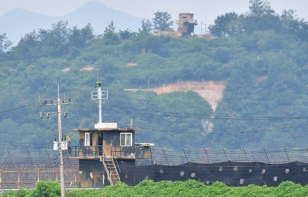 Южная Корея открыла огонь по беспилотнику КНДР