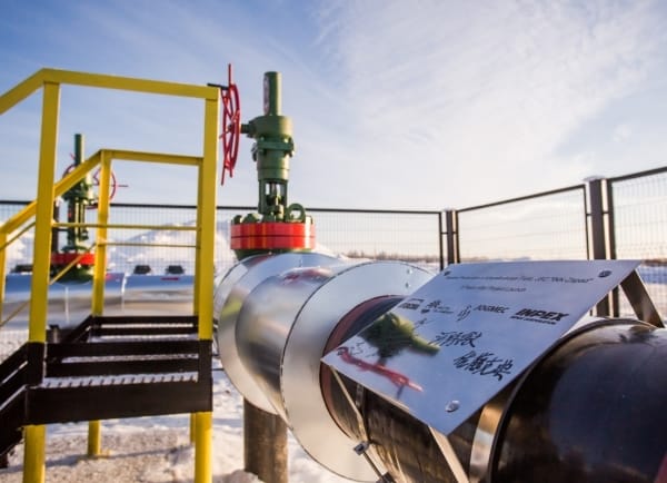 Нефтяные компании Японии теряют миллиарды долларов