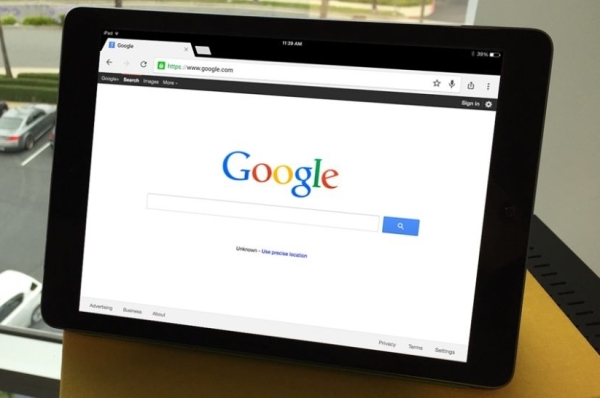 Компания Google заплатила $1 млрд за право остаться на iPhone и iPad