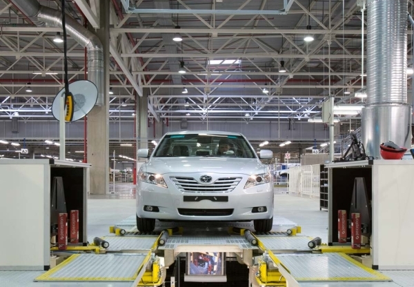 Компания Toyota остановит производство машин в Японии из-за взрыва на заводе