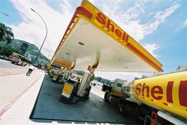 Shell уволит 10 000 сотрудников из-за падения прибыли