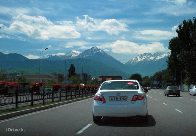 В Алматы будут сокращать пространство для личных автомобилей