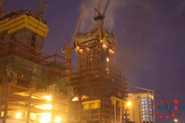 Произошел пожар на «Абу-Даби Плаза» в Астане