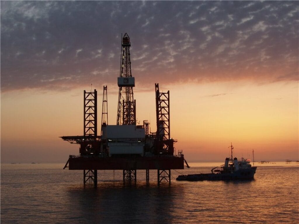 Котировки нефти снова пошли вниз