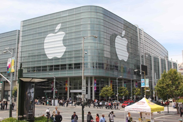 Нью-Йоркский суд встал на сторону Apple