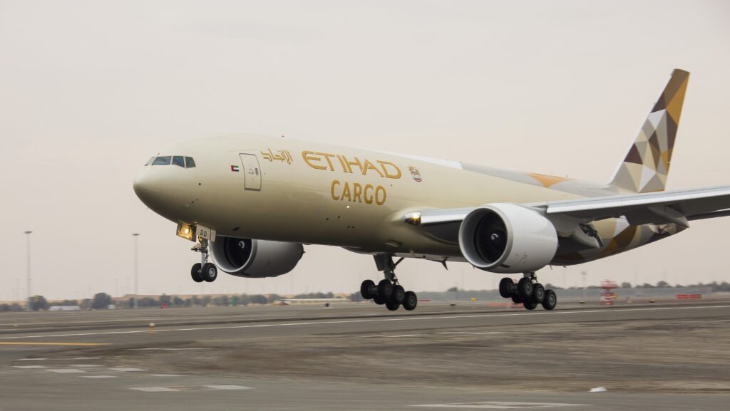 Etihad Cargo вводит в эксплуатацию новый самолет