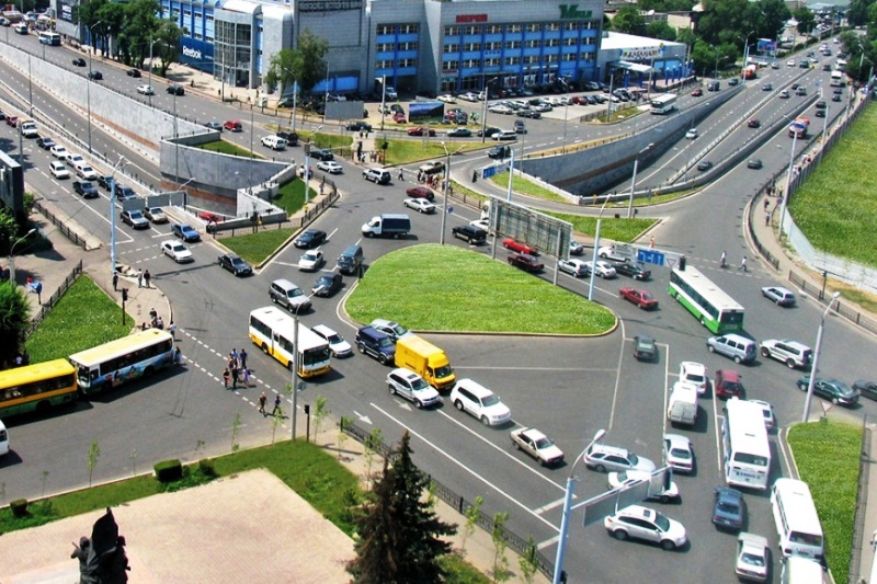 Изменен порядок проезда перекрестка возле бывшего автовокзала «Саяхат» в Алматы